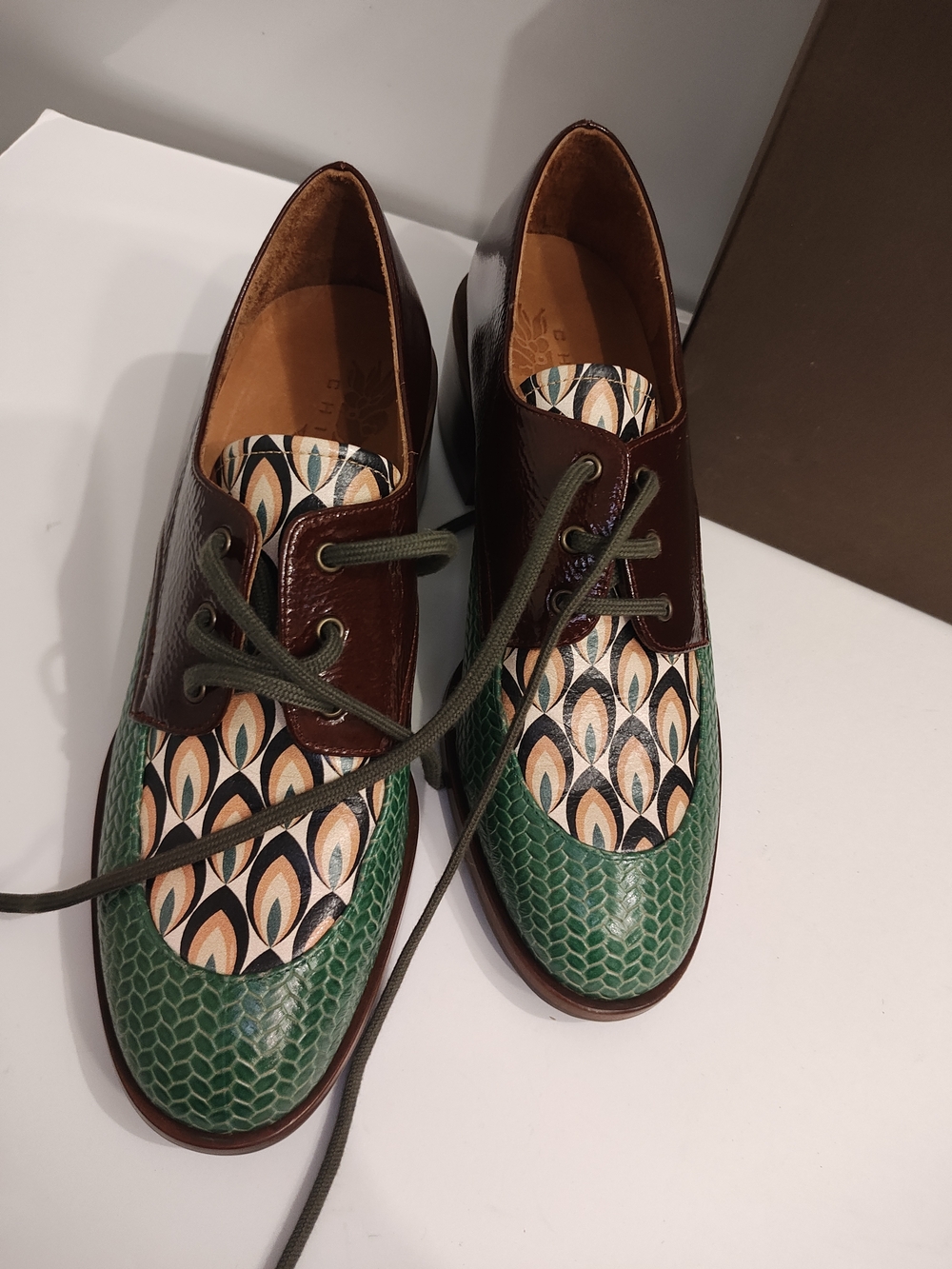 Chie Mihara Green Brown Patterned Leather Lace-Up Oxfords - Picture 10 of 14